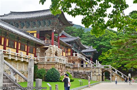 The Gyeongju Bulguksa Temple: Unveiling an Architectural Marvel and Tranquil Oasis!