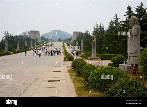  The Imperial Tombs of Xi’an: A Grand Journey Through Time and Tranquility!